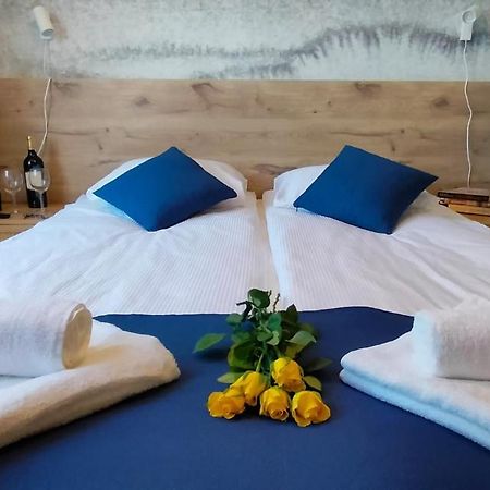 Cicha Przystan - Pokoje Przy Latarni Kołobrzeg Extérieur photo