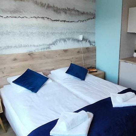 Cicha Przystan - Pokoje Przy Latarni Kołobrzeg Extérieur photo