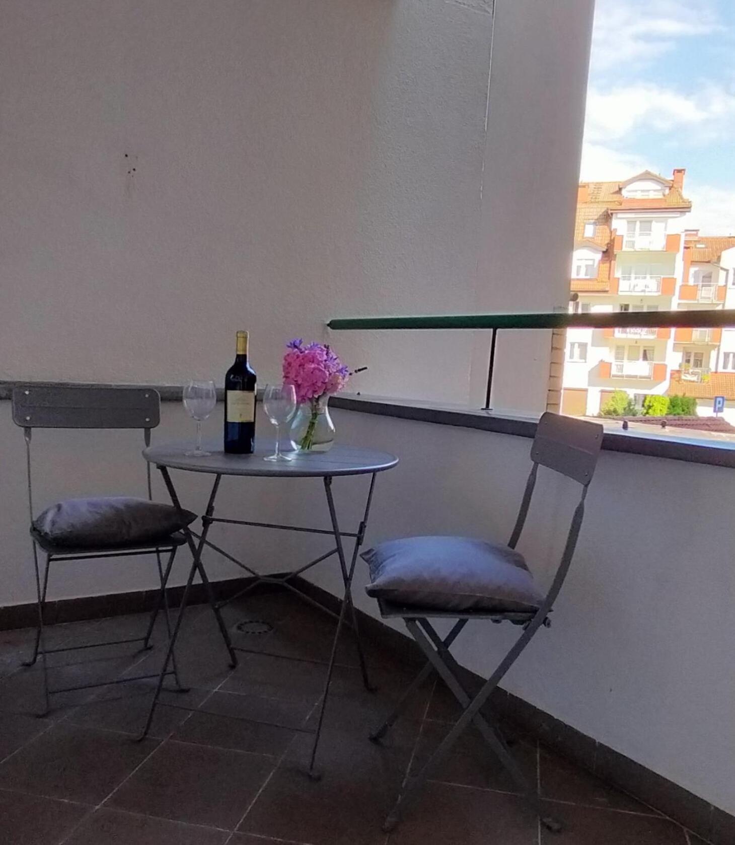 Cicha Przystan - Pokoje Przy Latarni Kołobrzeg Chambre photo